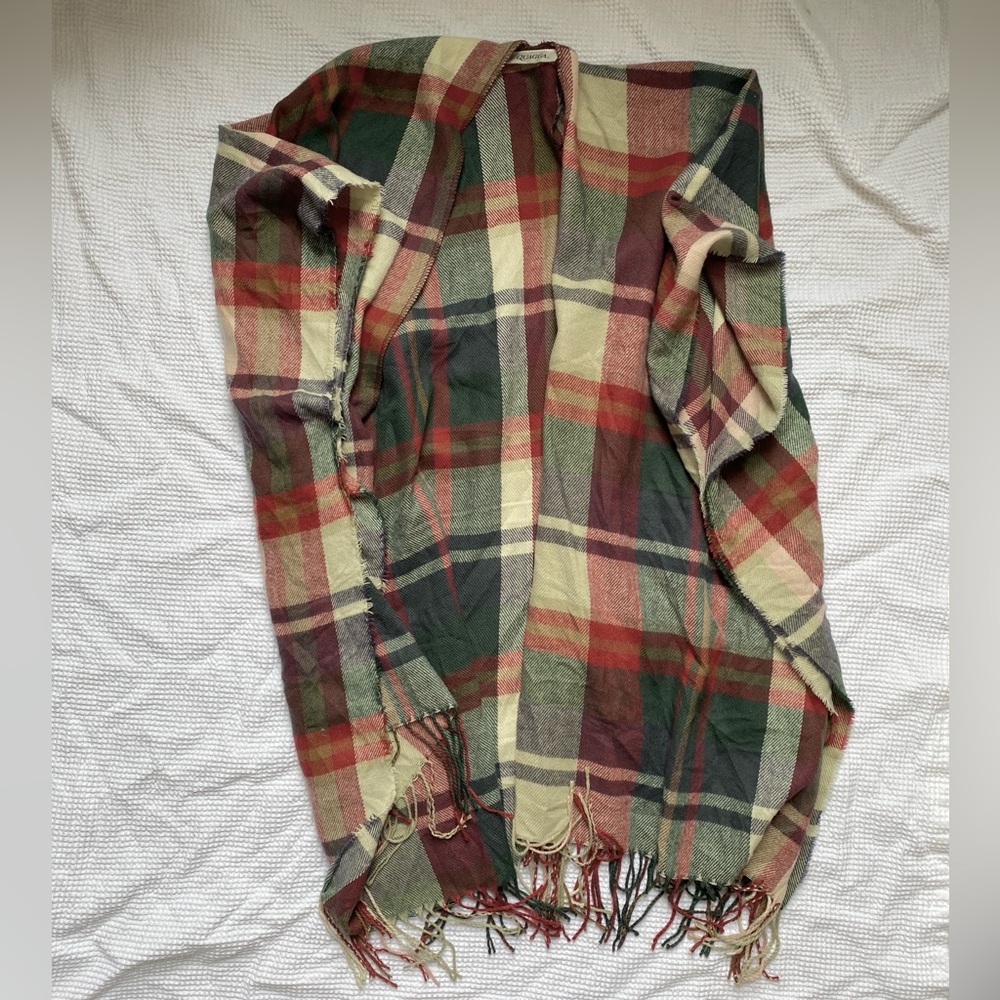NWOT Plaid Shawl/Sweater with Fringe
